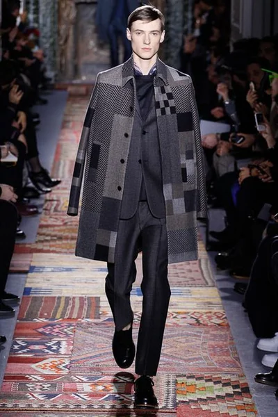 Look 46